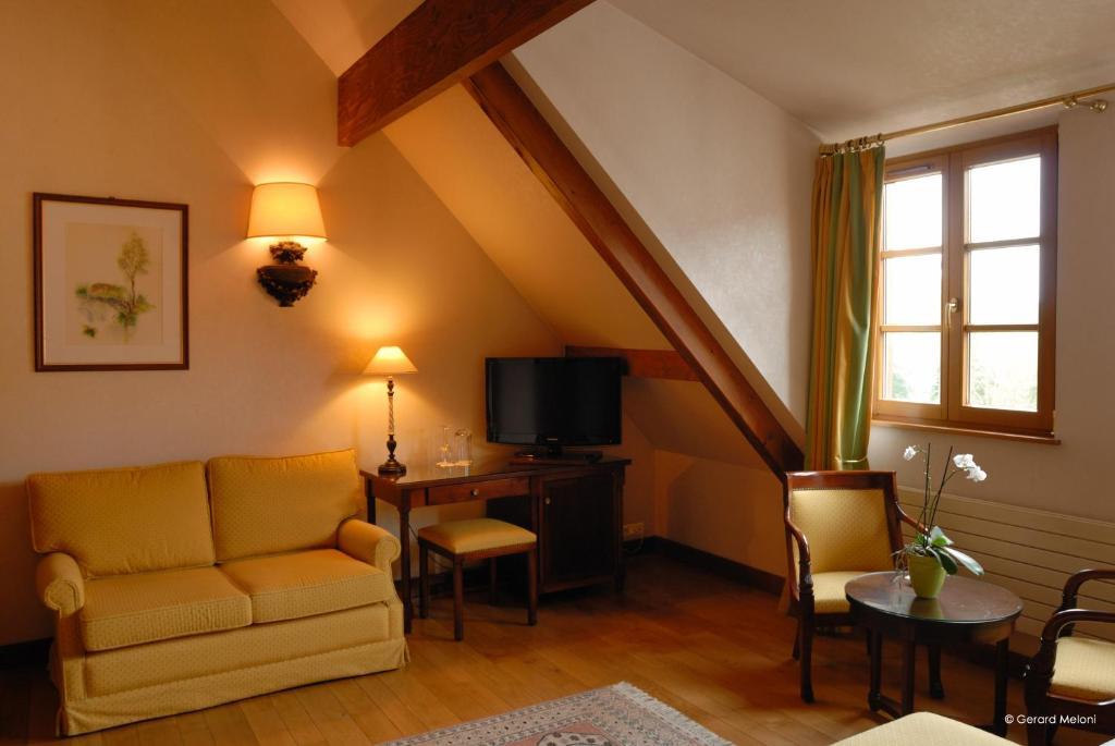 Auberge Saint Walfrid Hotel Restaurant & Spa Sarreguemines Kamer foto